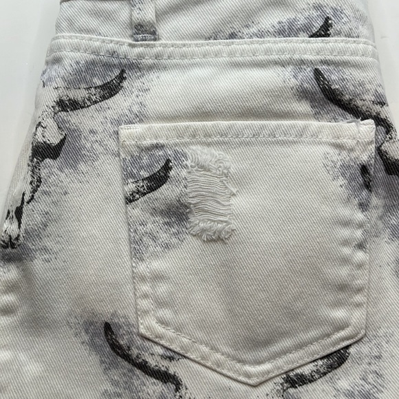 Peach Love California High Rise Shorts Size S - Picture 13 of 16
